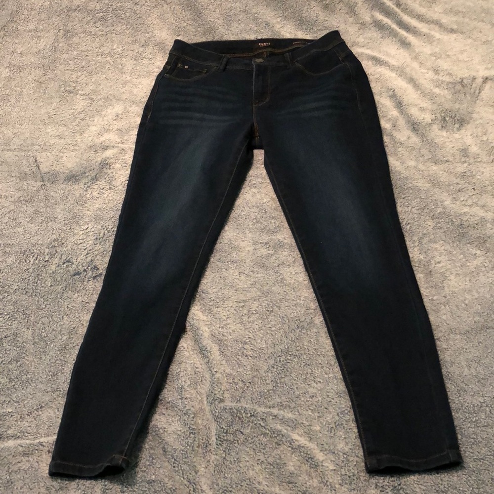 Curve appeal skinny jeans!